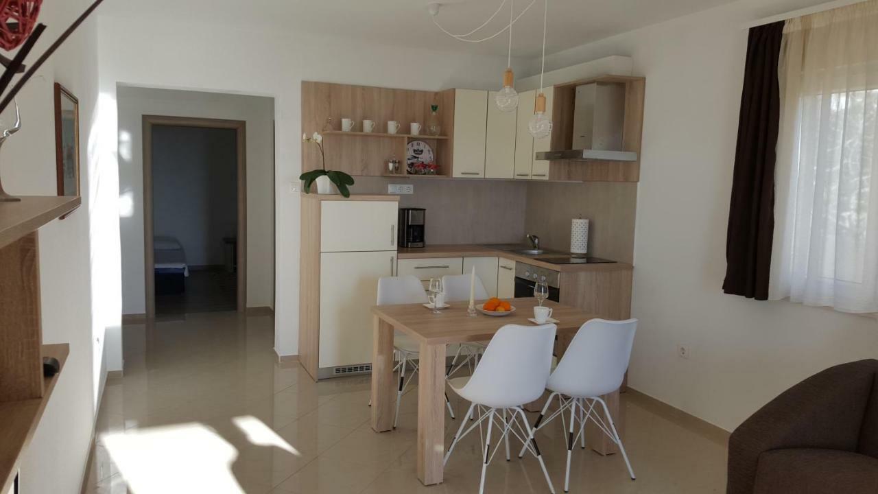 Anaivana Apartmán *