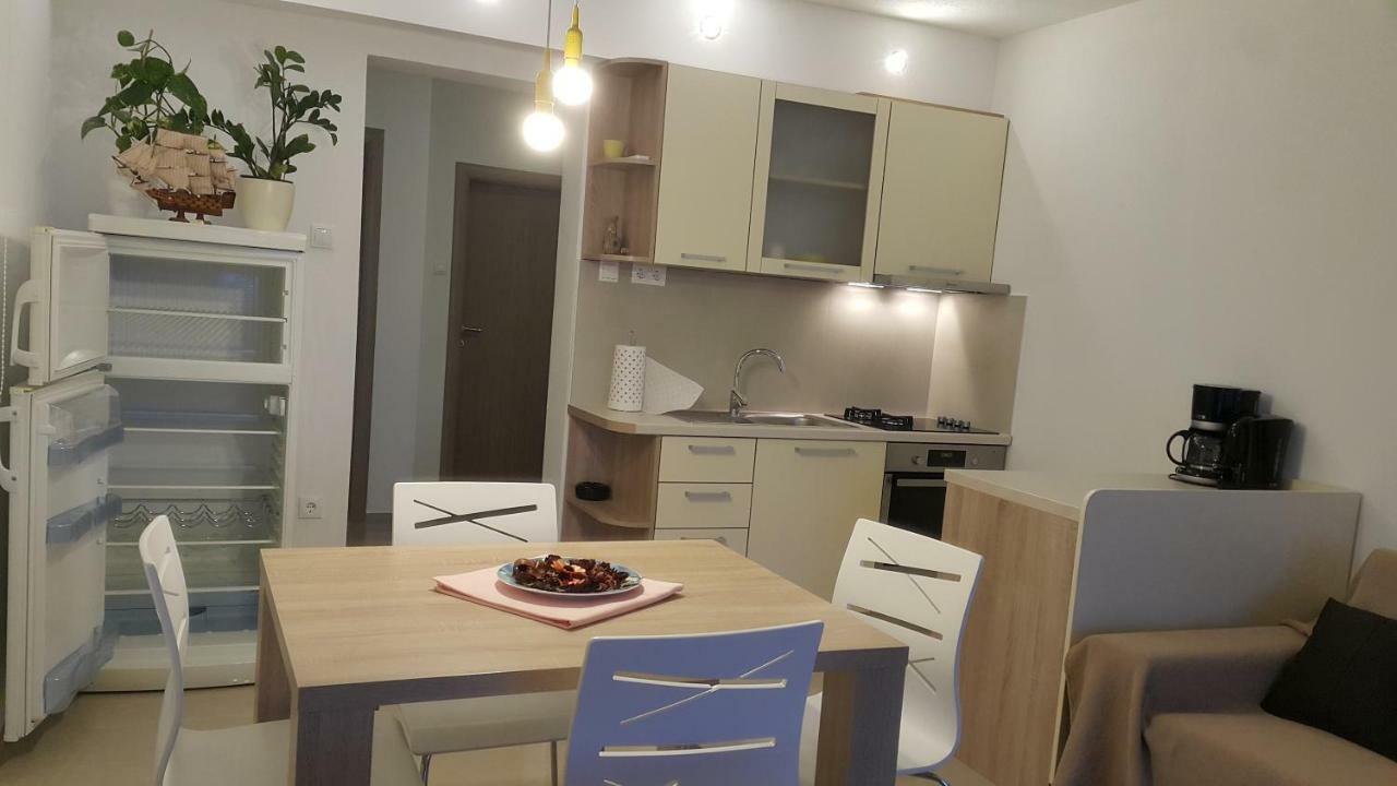 Anaivana * Trogir